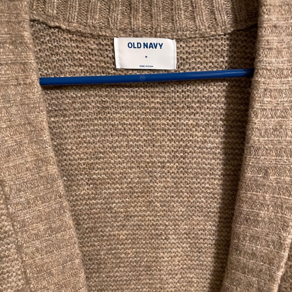 Tan Over-sized Cardigan Medium - Picture 8 of 8